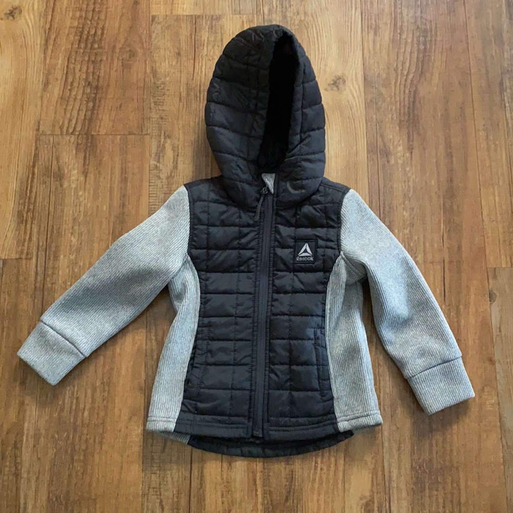 Reebok black & gray quilted zip up jacket size 4